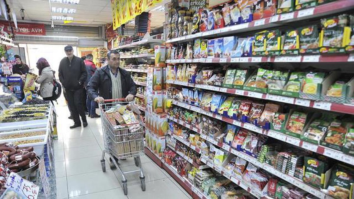 Cumartesi marketler kaçta açılıyor? Cumartesi günü marketler kaça kadar açık?