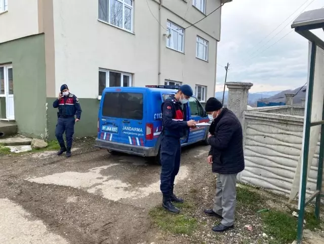 Düzce'de korona virüs nedeni ile bir köy karantina altına alındı Düzce'de korona virüs nedeni ile bir köy karantina altına alındı