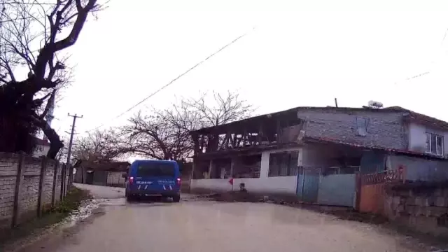 Düzce'de korona virüs nedeni ile bir köy karantina altına alındı Düzce'de korona virüs nedeni ile bir köy karantina altına alındı