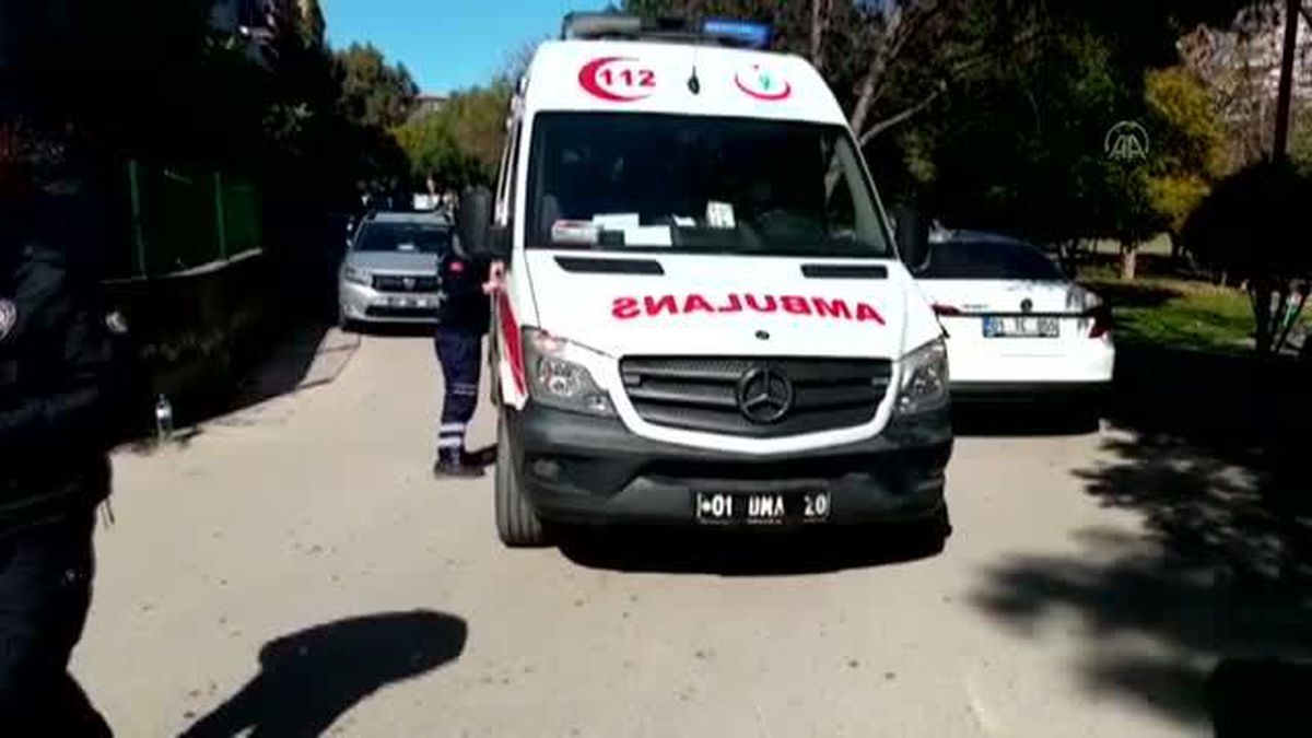 Son dakika haberleri! Erkek arkadaşı tarafından darbedilen kadın hastaneye kaldırıldı