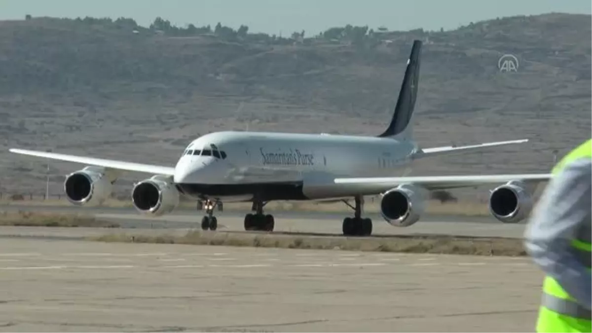 Etiyopya'da çatışmalardan kaçan Tigray halkına gıda yardımı yapıldı