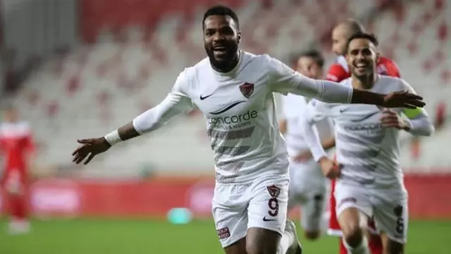 Hatayspor Onursal Başkanı Lütfü Savaş: Ali Koç, bizim Fenerbahçe sevgimizi Hatayspor'un menfaatine kullanacaktır Hatayspor Onursal Başkanı Lütfü Savaş: Ali Koç, bizim Fenerbahçe sevgimizi Hatayspor'un menfaatine kullanacaktır