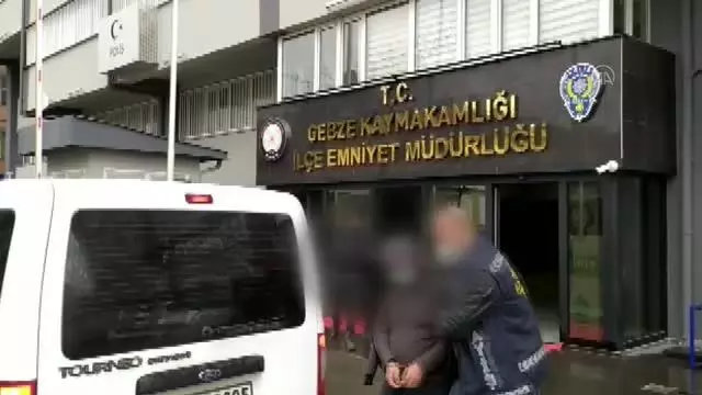 Hırsızlık yaptıkları iddiasıyla yakalanan 2 şüpheliden biri tutuklandı Hırsızlık yaptıkları iddiasıyla yakalanan 2 şüpheliden biri tutuklandı