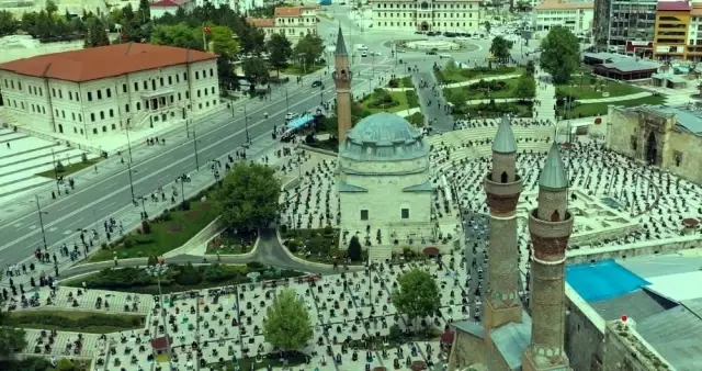 Duygulandıran İstiklal Marşı klibi Duygulandıran İstiklal Marşı klibi