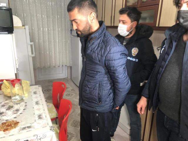 'Kaçarlar' çetesine operasyon! Aşevinin altında silah ve uyuşturucu bulundu