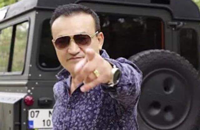 Kont Adnan kimdir? Kont Adnan hayatı ve biyografisi! Kont Adnan kaç yaşında, nereli?
