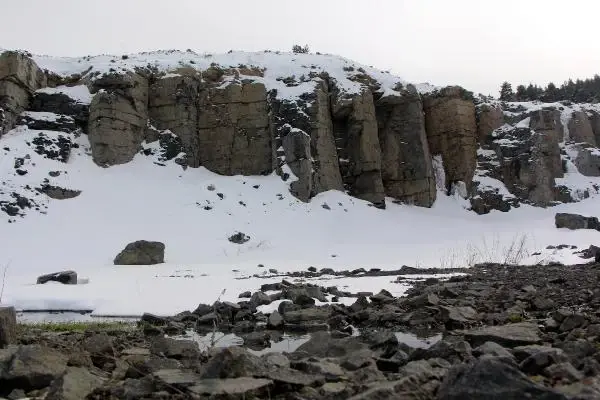 BOLU Milyonlarca yıl öncesine ait bazalt sütunları bulundu