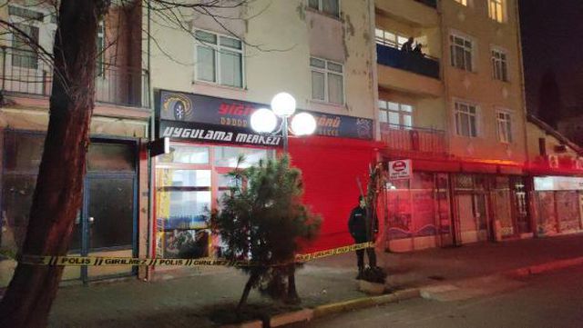 oto yikamacida silahli kavga 2 yarali 4 13990489 o