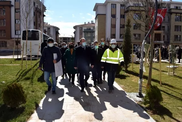 TBMM Deprem Araştırma Komisyonu, Elazığ'da saha incelemesi yaptı TBMM Deprem Araştırma Komisyonu, Elazığ'da saha incelemesi yaptı