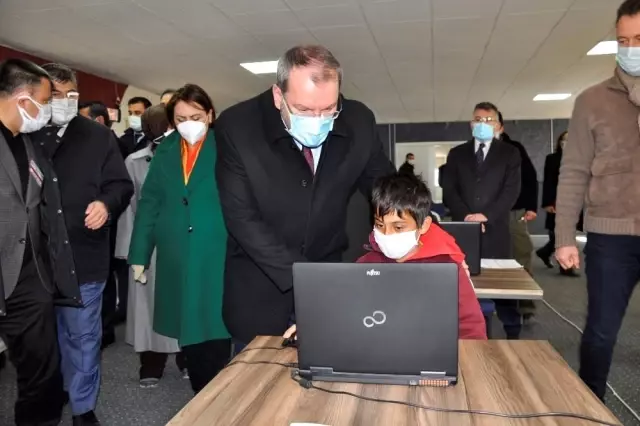 TBMM Deprem Araştırma Komisyonu, Elazığ'da saha incelemesi yaptı TBMM Deprem Araştırma Komisyonu, Elazığ'da saha incelemesi yaptı