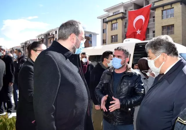 TBMM Deprem Araştırma Komisyonu, Elazığ'da saha incelemesi yaptı TBMM Deprem Araştırma Komisyonu, Elazığ'da saha incelemesi yaptı