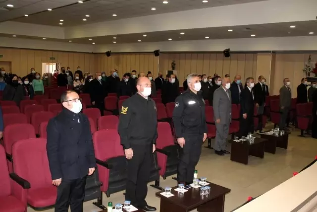 Tosya ilçesinde 'Mehmet Akif Ersoy'u Anma Günü' programı düzenlendi Tosya ilçesinde 'Mehmet Akif Ersoy'u Anma Günü' programı düzenlendi