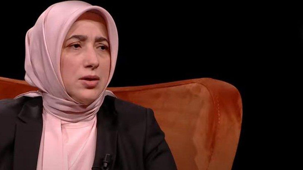 AK Partili Zengin: Arkadaşlarım bana 'Selamünaleyküm', anneme 'Merhaba' derlerdi