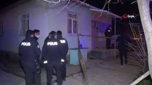Aksaray'da yaşlı çift kafalarından vurulmuş halde evlerinde ölü bulundu Aksaray'da yaşlı çift kafalarından vurulmuş halde evlerinde ölü bulundu