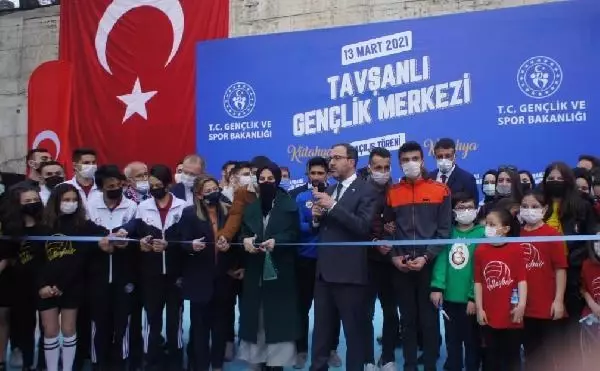 Bakan Kasapoğlu Çok dinamik ve gelişen nüfusumuz var Bakan Kasapoğlu Çok dinamik ve gelişen nüfusumuz var