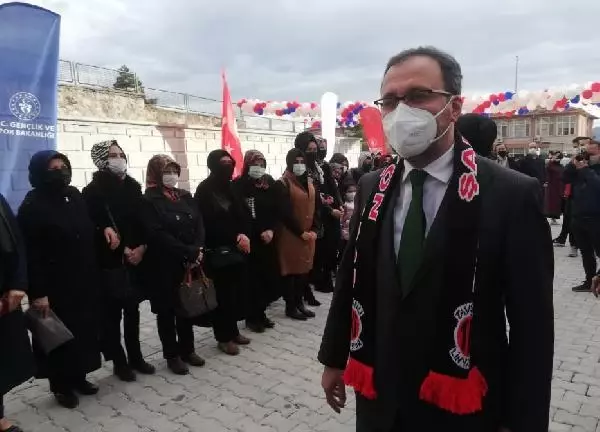 Bakan Kasapoğlu Çok dinamik ve gelişen nüfusumuz var Bakan Kasapoğlu Çok dinamik ve gelişen nüfusumuz var