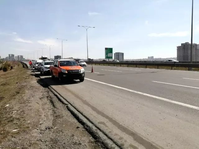 Başkent'te feci kaza: 4 yaralı Başkent'te feci kaza: 4 yaralı