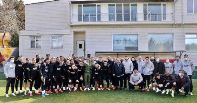 Belhanda'nın veda paylaşımındaki Fatih Terim detayı dikkat çekti
