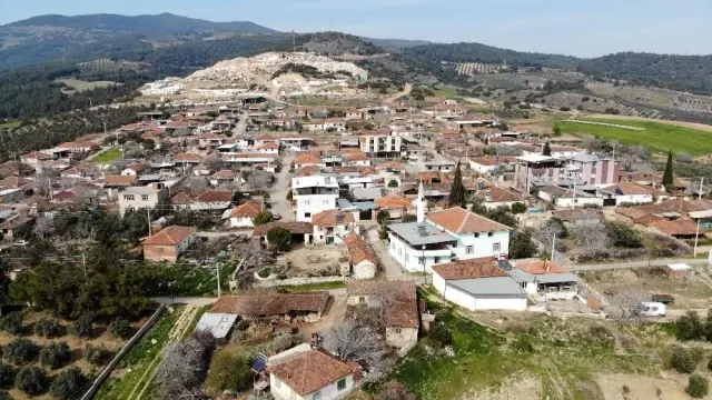 Cambazlı Mahallesi Ahmetli'de kaldı Cambazlı Mahallesi Ahmetli'de kaldı