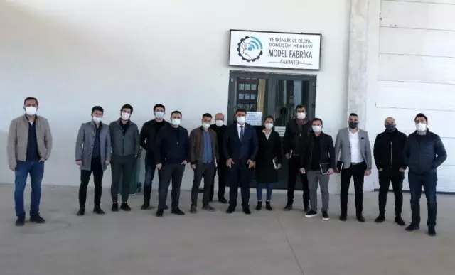 Gaziantep'te firmalara model Fabrikanın çalışmaları anlatıldı Gaziantep'te firmalara model Fabrikanın çalışmaları anlatıldı