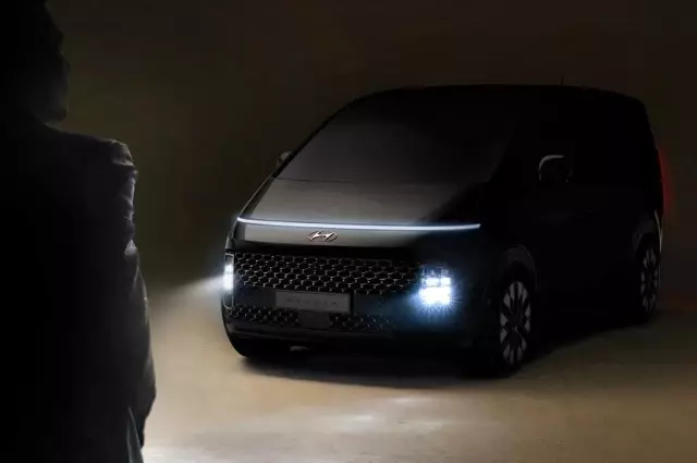 Hyundai'den yepyen bir MPV: STARIA Hyundai'den yepyen bir MPV: STARIA
