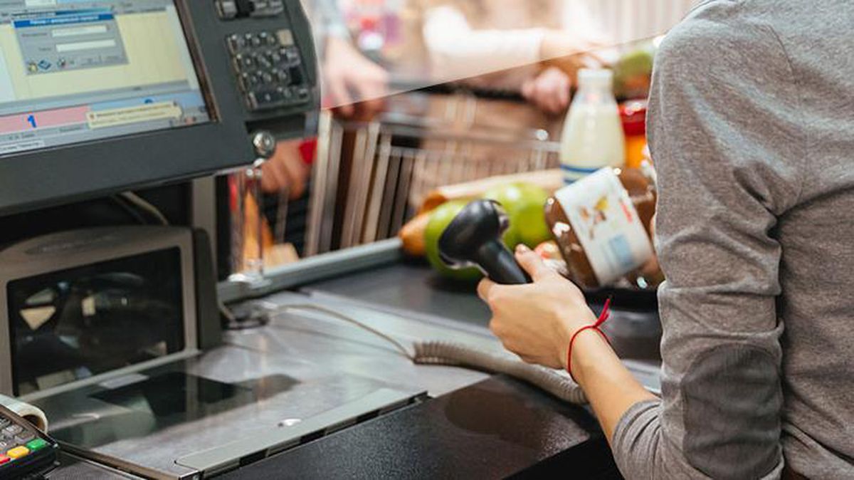 Müşteriye 'Salak' diyen kasiyer, tazminatsız işten kovuldu