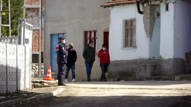 Okul servisinde öldürülen 2 öğrenci toprağa verildi Okul servisinde öldürülen 2 öğrenci toprağa verildi