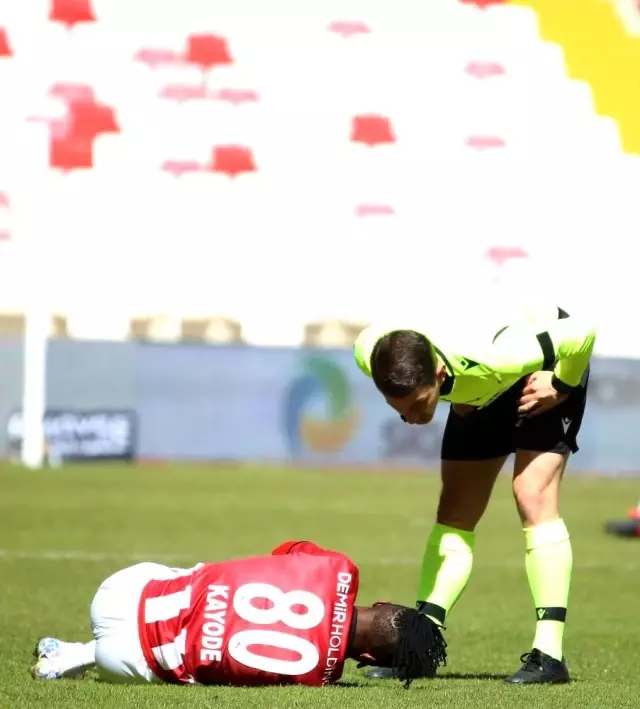 Süper Lig: Kayserispor: 0 Galatasaray: 0 (Maç devam ediyor) Süper Lig: Kayserispor: 0 Galatasaray: 0 (Maç devam ediyor)