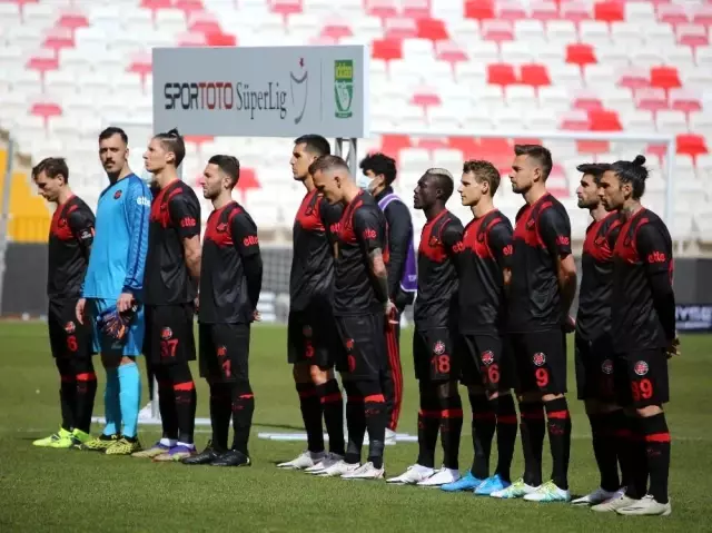Süper Lig: Kayserispor: 0 Galatasaray: 0 (Maç devam ediyor) Süper Lig: Kayserispor: 0 Galatasaray: 0 (Maç devam ediyor)