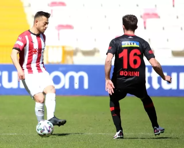 Süper Lig: Kayserispor: 0 Galatasaray: 0 (Maç devam ediyor) Süper Lig: Kayserispor: 0 Galatasaray: 0 (Maç devam ediyor)