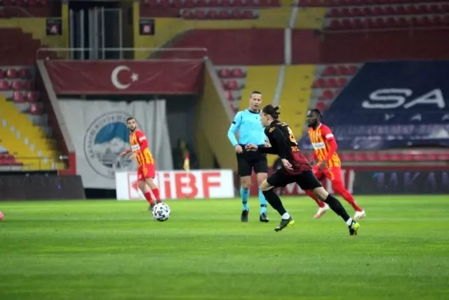 Süper Lig: Kayserispor: 0 Galatasaray: 0 (Maç devam ediyor) Süper Lig: Kayserispor: 0 Galatasaray: 0 (Maç devam ediyor)