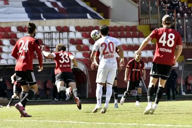2. Lig Beyaz Grup: Gümüşhanespor: 3 Anagold 24 Erzincanspor: 1