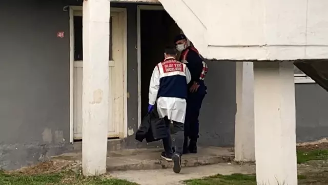 3 arkadaşın tartışması kanlı bitti: 1 ölü 3 arkadaşın tartışması kanlı bitti: 1 ölü