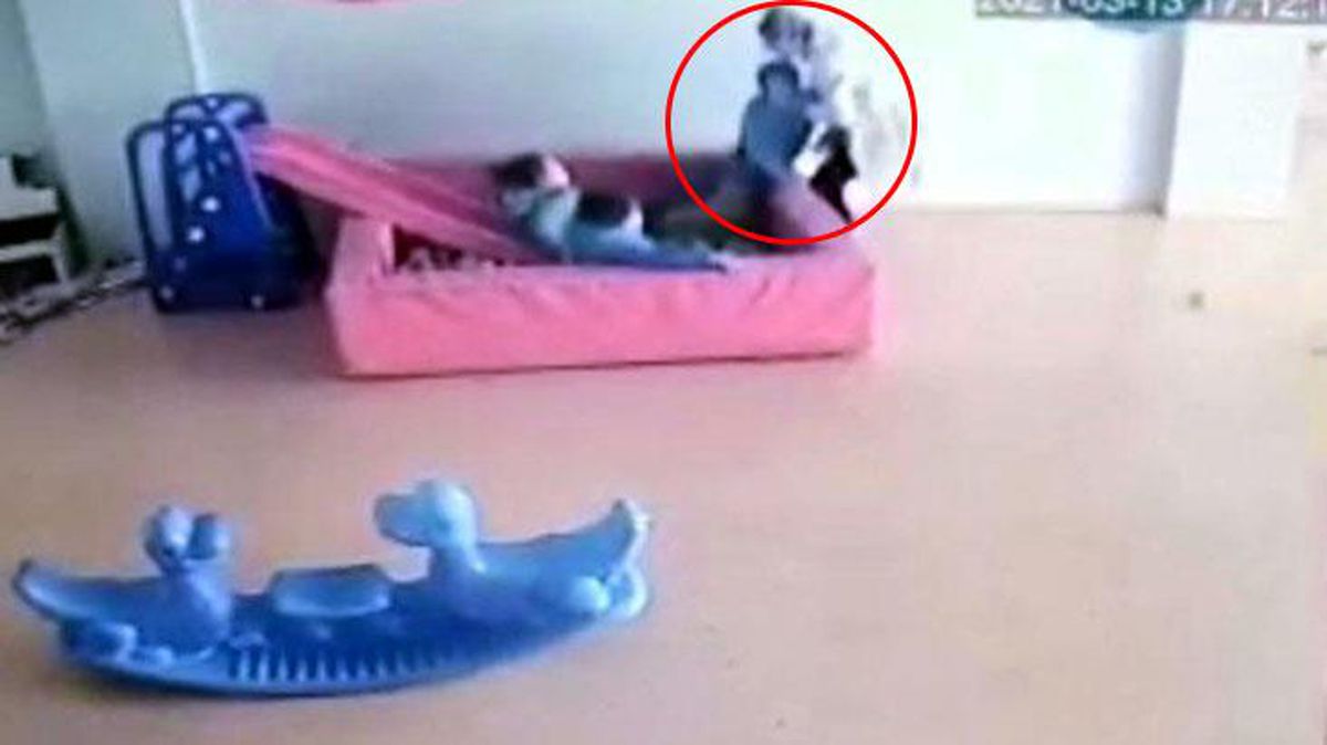 5 yaşındaki çocuk, kreşte öğretmeni tarafından darbedildi