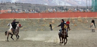 Erzincan'da atlı cirit heyecanı başladı