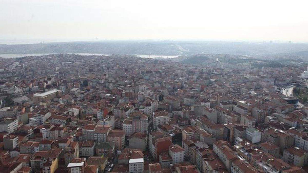 İstanbul'daki Adnan Kahveci Mahallesi 100 bini aşan nüfusuyla Bayburt, Tunceli ve Ardahan'ı geride bıraktı
