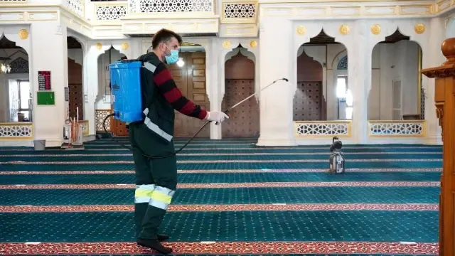 Keçiören'de ibadethaneler gül kokuyor Keçiören'de ibadethaneler gül kokuyor