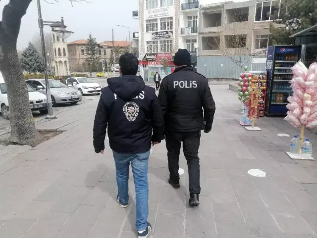 - Kırmızı kategorideki Aksaray'da sıkı denetim - Kırmızı kategorideki Aksaray'da sıkı denetim