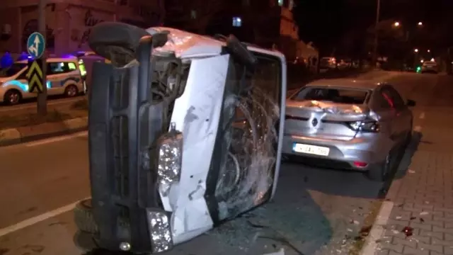 Kısıtlamayı deldi, alçılı kolla araba sürerek dehşet saçtı Kısıtlamayı deldi, alçılı kolla araba sürerek dehşet saçtı
