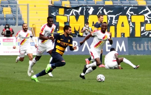 Süper Lig: MKE Ankaragücü: 1 Göztepe: 0 (İlk yarı) Süper Lig: MKE Ankaragücü: 1 Göztepe: 0 (İlk yarı)