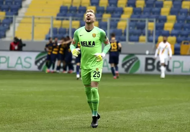Süper Lig: MKE Ankaragücü: 1 Göztepe: 0 (İlk yarı) Süper Lig: MKE Ankaragücü: 1 Göztepe: 0 (İlk yarı)