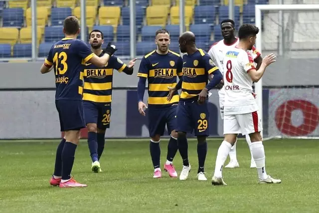 Süper Lig: MKE Ankaragücü: 1 Göztepe: 0 (İlk yarı) Süper Lig: MKE Ankaragücü: 1 Göztepe: 0 (İlk yarı)
