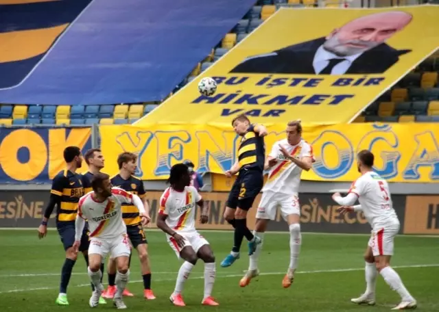 Süper Lig: MKE Ankaragücü: 1 Göztepe: 0 (İlk yarı) Süper Lig: MKE Ankaragücü: 1 Göztepe: 0 (İlk yarı)