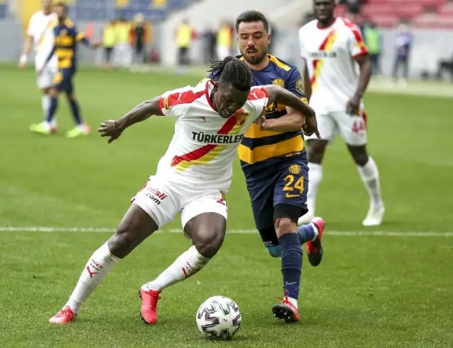 Süper Lig: MKE Ankaragücü: 3 Göztepe: 0 (Maç sonucu) Süper Lig: MKE Ankaragücü: 3 Göztepe: 0 (Maç sonucu)