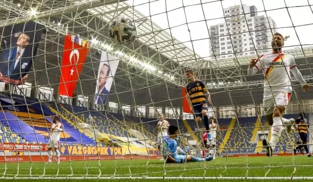 Süper Lig: MKE Ankaragücü: 3 Göztepe: 0 (Maç sonucu) Süper Lig: MKE Ankaragücü: 3 Göztepe: 0 (Maç sonucu)