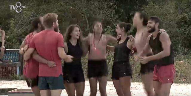 Survivor 14 Mart Dokunulmazlık oyununu hangi takım kazandı? Survivor Dokunulmazlık kim kazandı? Ünlüler mi kazandı Gönüllüler mi?