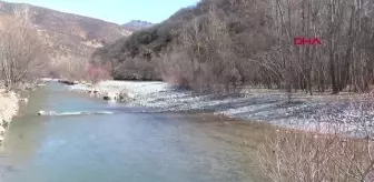 Munzur Vadisi: TUNCELİ Uluslararası Nehirler Günü'nde Munzur Vadisi'ndeki çöpler toplandı Munzur Vadisi: TUNCELİ Uluslararası Nehirler Günü'nde Munzur Vadisi'ndeki çöpler toplandı