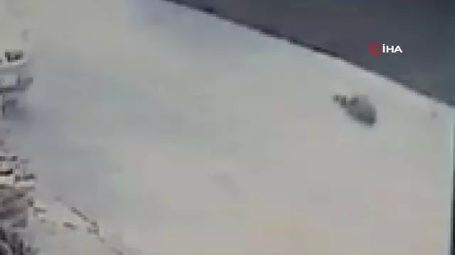 Son dakika haberleri... Yolun karşına geçmeye çalışan yaşlı adama otomobil çarptı Son dakika haberleri... Yolun karşına geçmeye çalışan yaşlı adama otomobil çarptı
