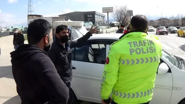 Bursa'da kaza: 1 yaralı Bursa'da kaza: 1 yaralı