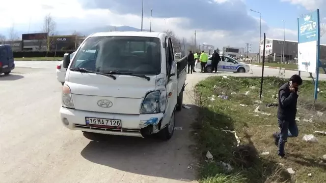Bursa'da kaza: 1 yaralı Bursa'da kaza: 1 yaralı